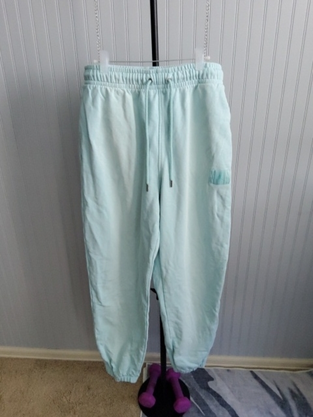 Nike Men's Mint Green Drawstring Jogger Sweatpants